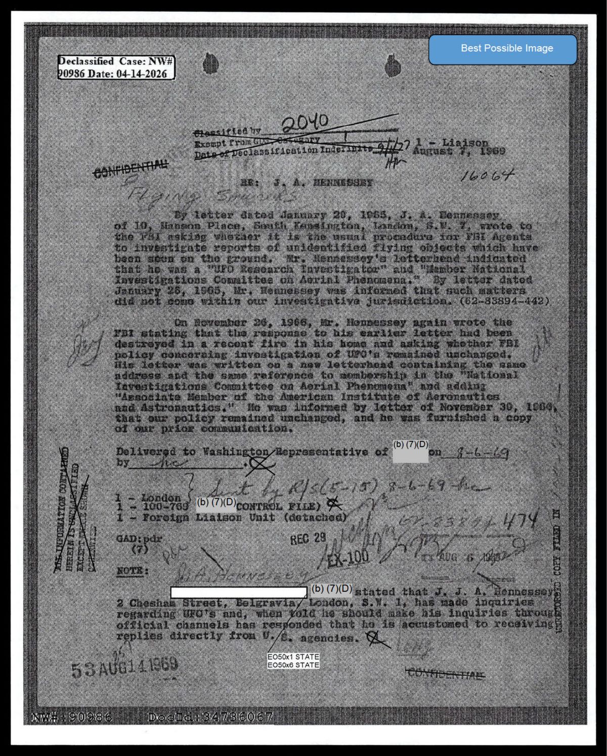 2026년 4월 14일 기밀해제된 1969년 8월 7일자 내부 메모. CONFIDENTIAL 도장이 두 번 찍혀 있고, 영국 연구자 J.A. 헤네시와 FBI 간 서신 교환 경위가 적혀 있다. p.144